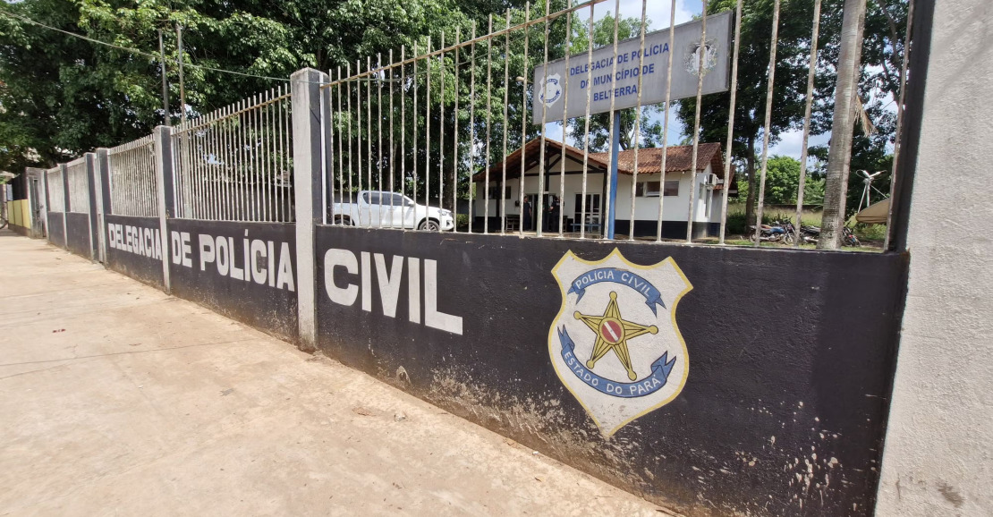 Homem é assassinado a facadas em praça pública em Belterra
