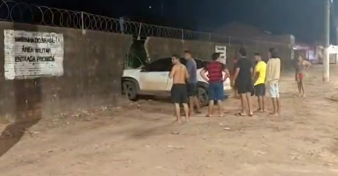 Motorista é resgatada após colisão com muro em Santarém