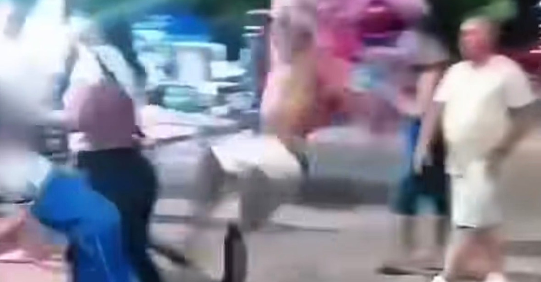 Homem é flagrado agredindo criança durante evento em Igarapé-Miri