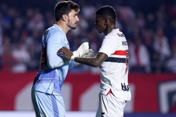 Rafael Comenta Polêmica Envolvendo Arboleda no São Paulo e Revela Tentativas de Apoio do Elenco