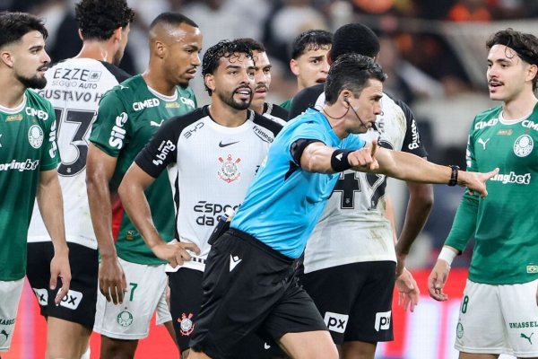 Confronto entre Corinthians e Palmeiras: Desordem, Emoção e um Porco de Pelúcia