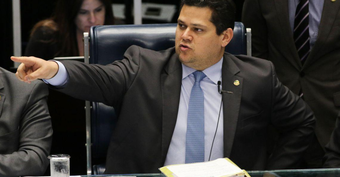 Senado pode acelerar votação da PEC do fim da escala 6x1, diz Alcolumbre