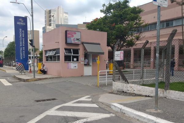 Acidente na Rodovia Carvalho Pinto em Guararema: Uma Morte e Quatro Feridos