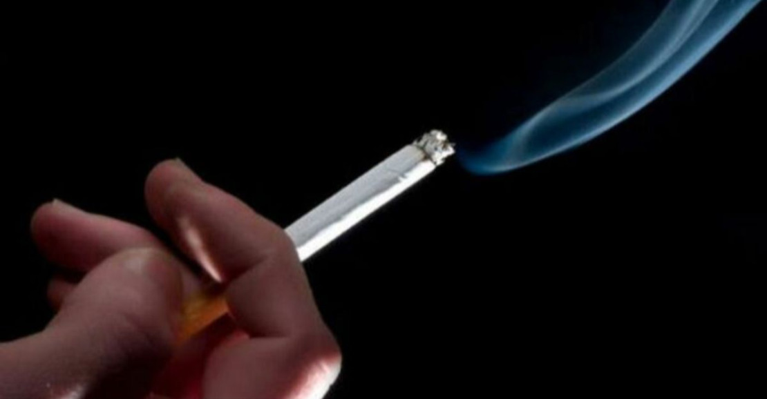 Reino Unido implementa proibição histórica de venda de cigarros para nascidos após 2009